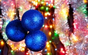 Blue Christmas-Tree Balls in Sequins 1920x1200