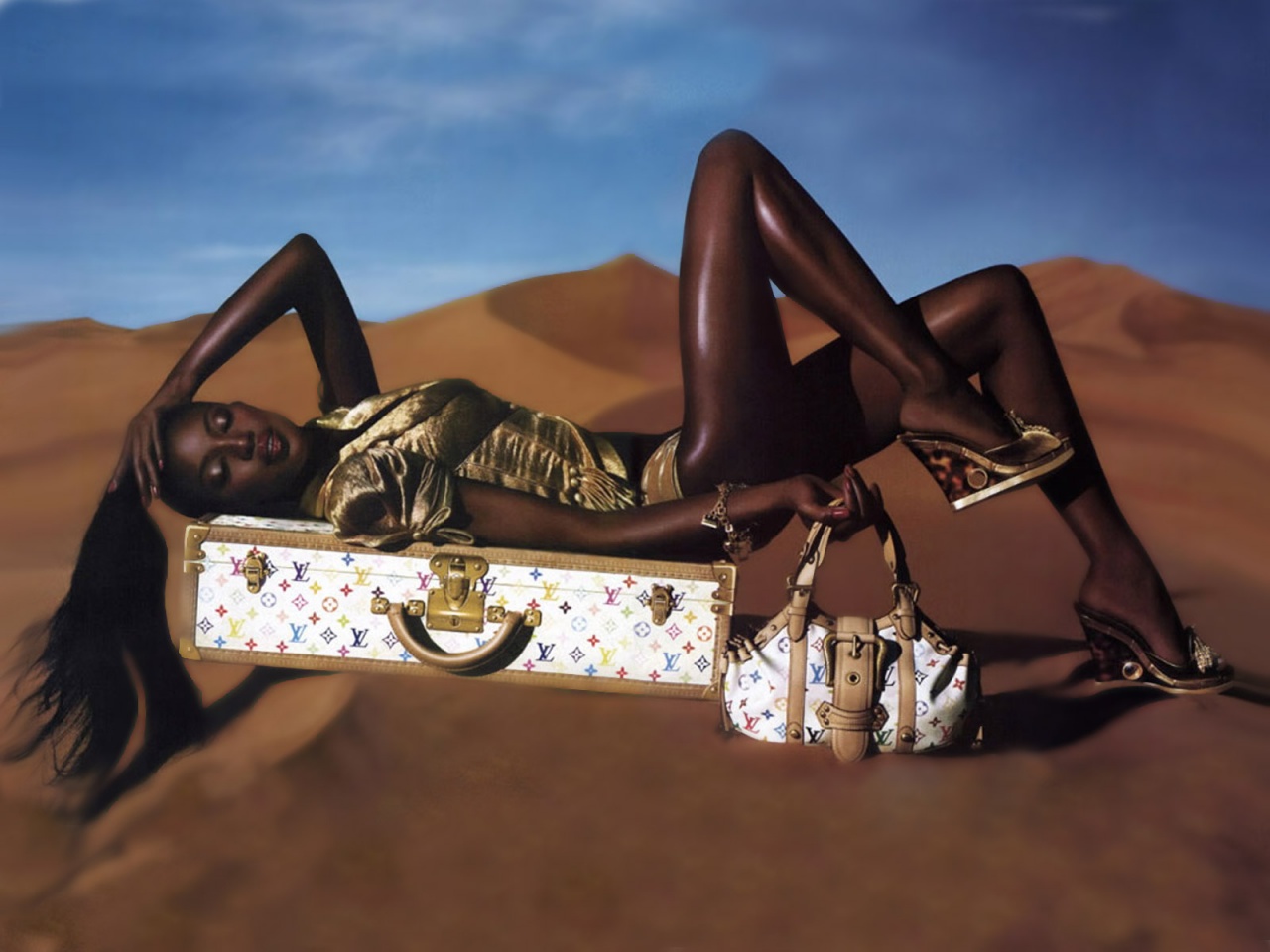 Louis Vuitton: Fashion in the Desert