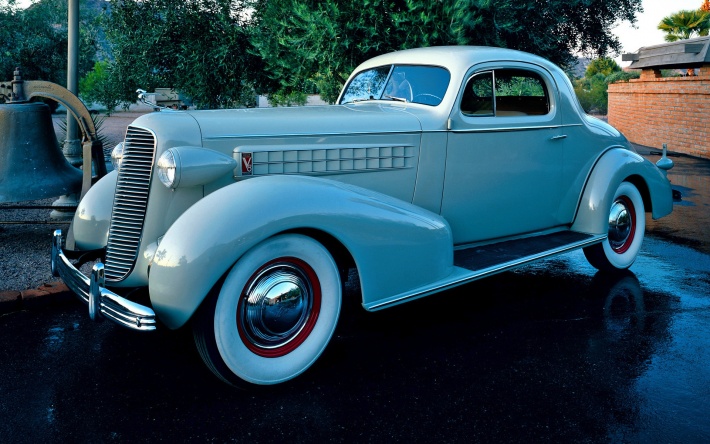 Cadillac V8 Series 70 Coupe 1936
