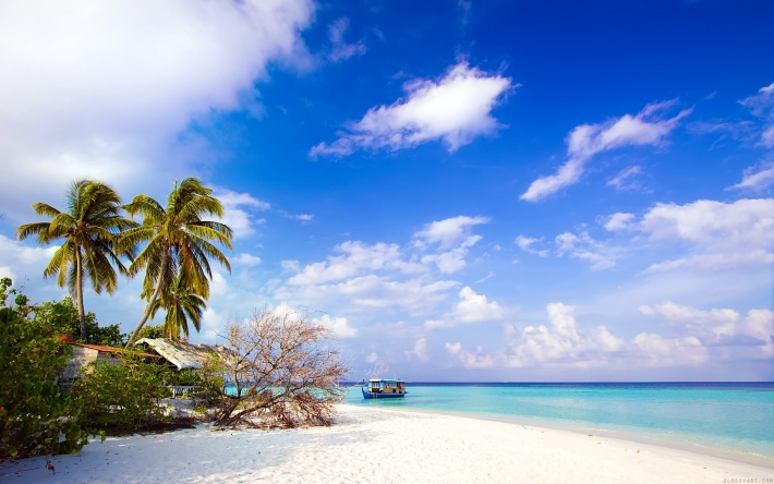Dhiggiri island, Maldives