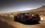 Black Porsche Carrera GT