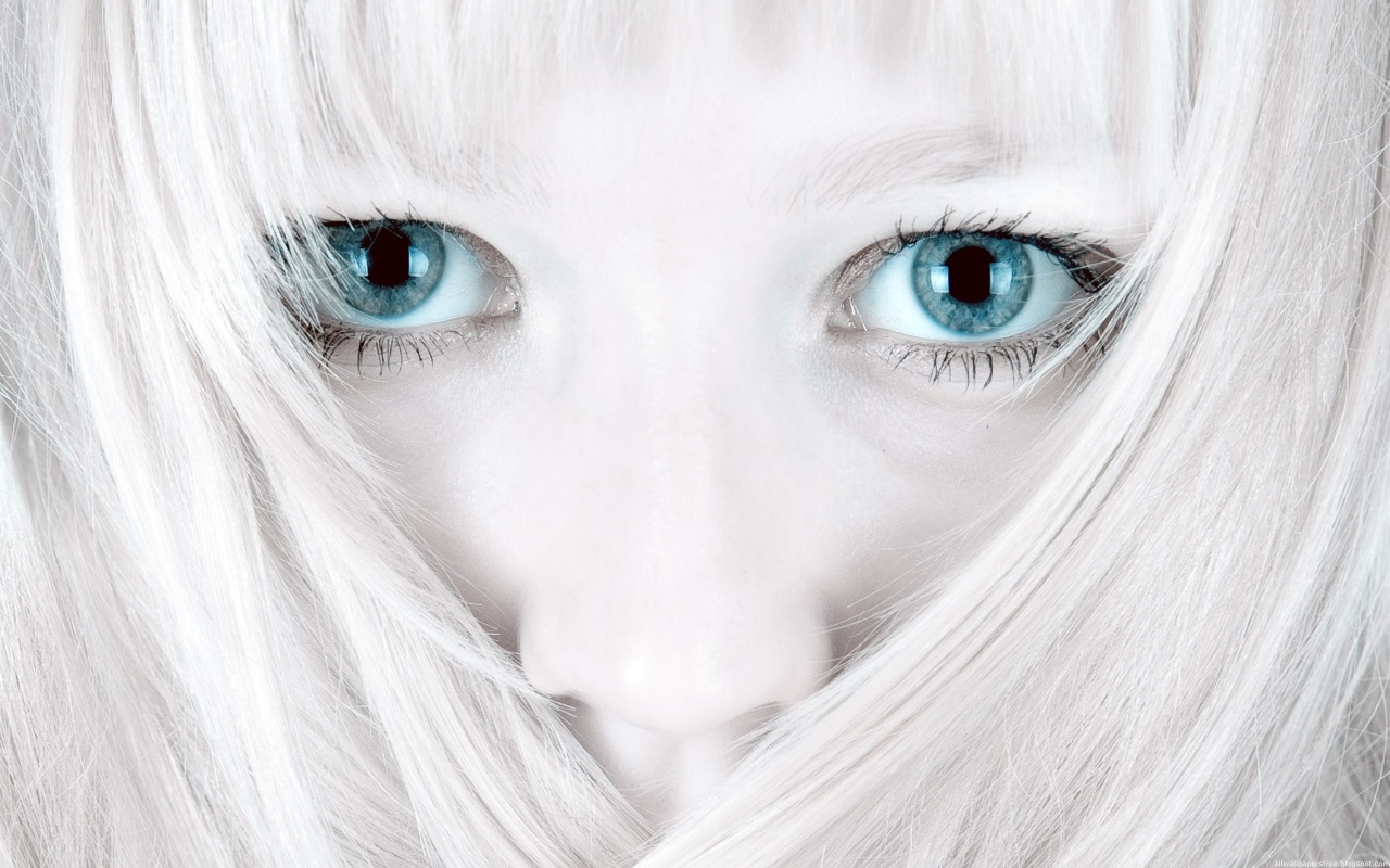 Unreal Blue Eyes