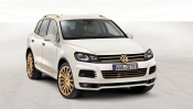 White Volkswagen Touareg Gold Edition