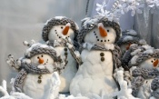 Family of Snowmen 2560x1600