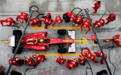 F1: Ferrari Team Pit Stop